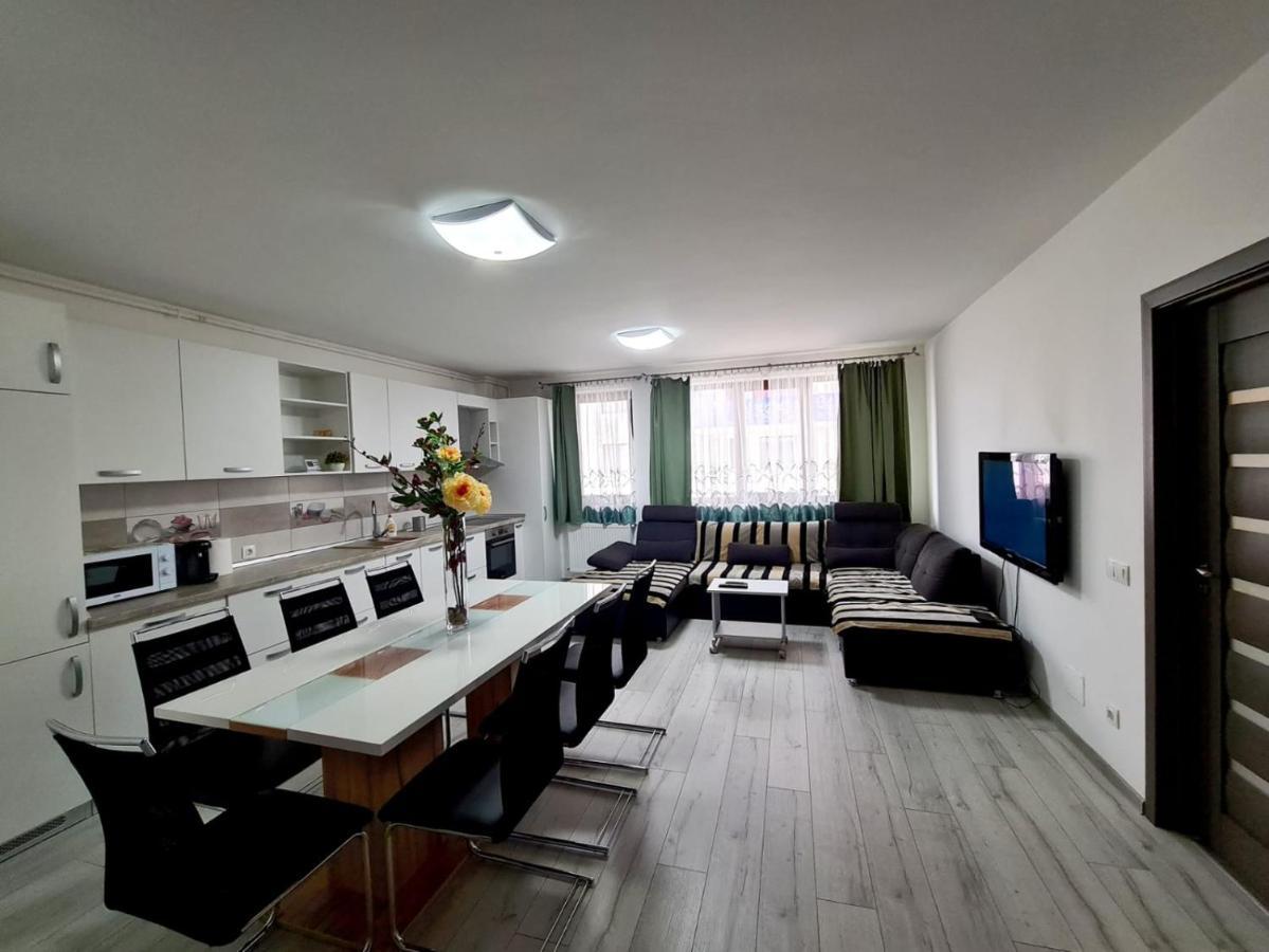 West Luxury Apartment Cluj-Napoca Eksteriør billede